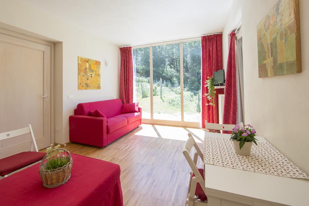 Agriturismo Rossolampone San Bernardino Verbano Luaran gambar